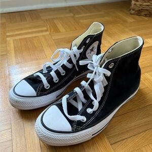 Authentic Converse Chuck Taylor All StarBlack High-Top Sneakers